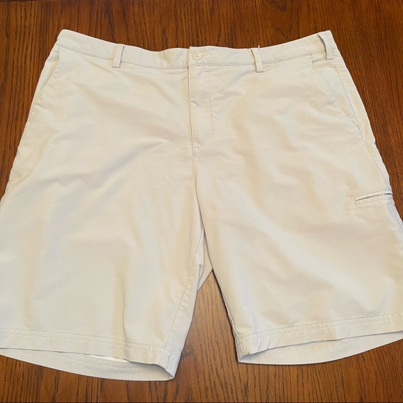 Adidas Mens Golf / Tech Shorts | Tan | Size 38 - Picture 1 of 9